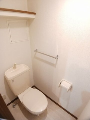 メゾン・Ｋのトイレ|落ち着いたトイレです