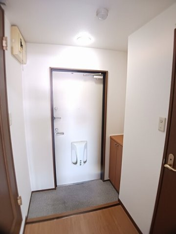 メゾン・Ｋの玄関|落ち着いた玄関です