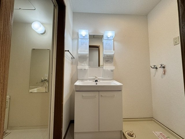 フォレスト・リバーの洗面所|コンパクトで使いやすい洗面所