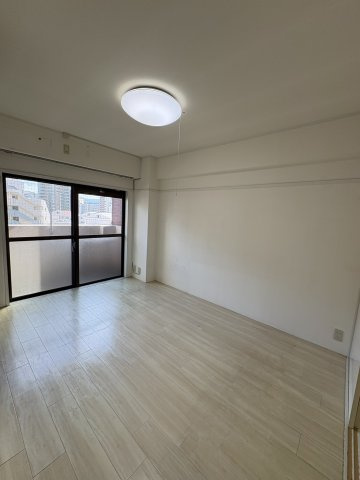 ライオンズマンション大名の洋室