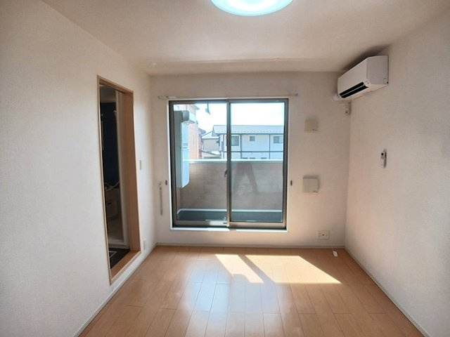 リーベ　レーベンの居間・リビング|ゆったり過ごせる居間です