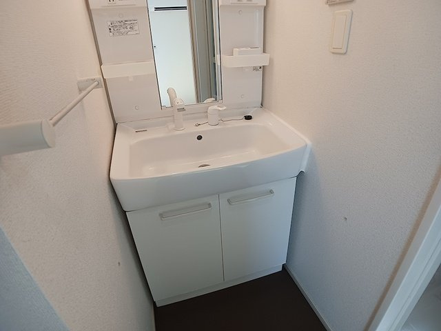 リーベ　レーベンの洗面所|忙しい朝には欠かせない洗面所です