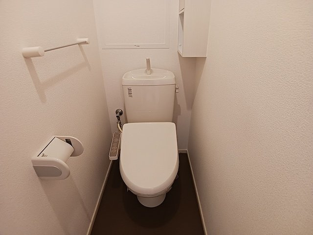 リーベ　レーベンのトイレ|落ち着いたトイレです