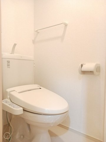 フレンドリーのトイレ|コンパクトで使いやすいトイレです