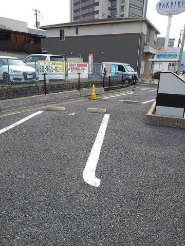Ｓｋｙ　Ｂｉｒｄの駐車場|駐車場があります