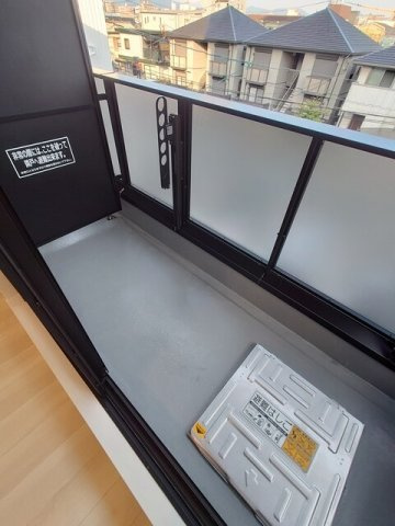 ハミングバードⅡのバルコニー|開放的で明るい空間を演出してくれるバルコニーです