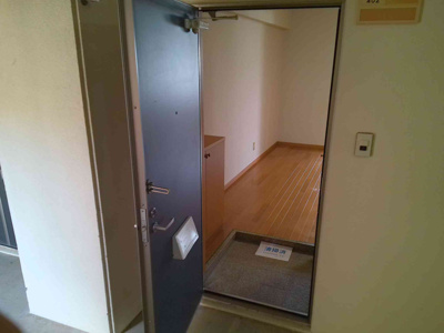 【玄関】 | オアシススカイマンション仲里