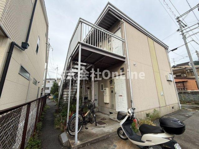 サンシティ本町のエントランス