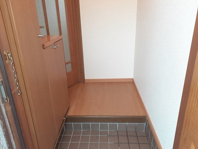 ハーモニーの玄関|収納もある玄関です