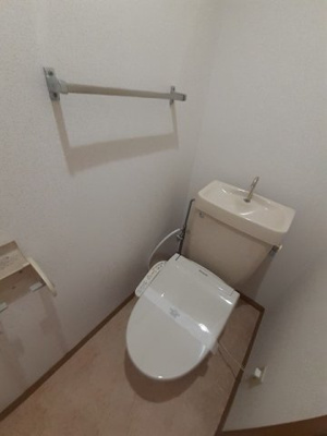 【トイレ】 | クレストールオヨベ | 落ち着いたトイレです