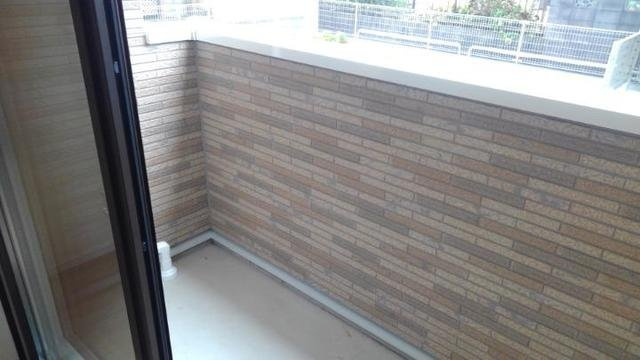 【バルコニー】 | ピュアアクティブ　Ａ | 開放的で明るい空間を演出してくれるバルコニーです
