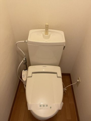 【トイレ】 | 新白岡ホープ館 | ゆったりとした空間のトイレです