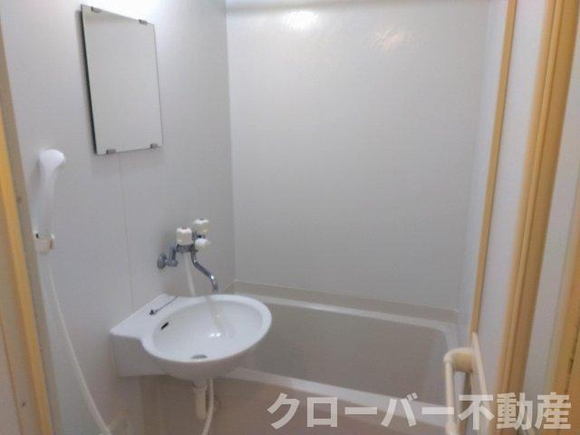レオパレスアリナンの浴室