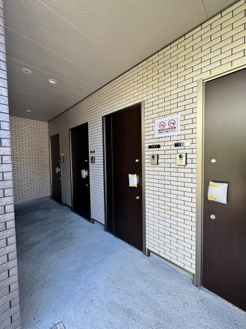 Prendre Takeharuのエントランス