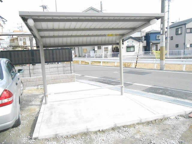 エストレージャのその他
