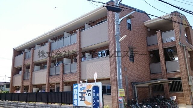 エストレージャの外観|おしゃれな外観です