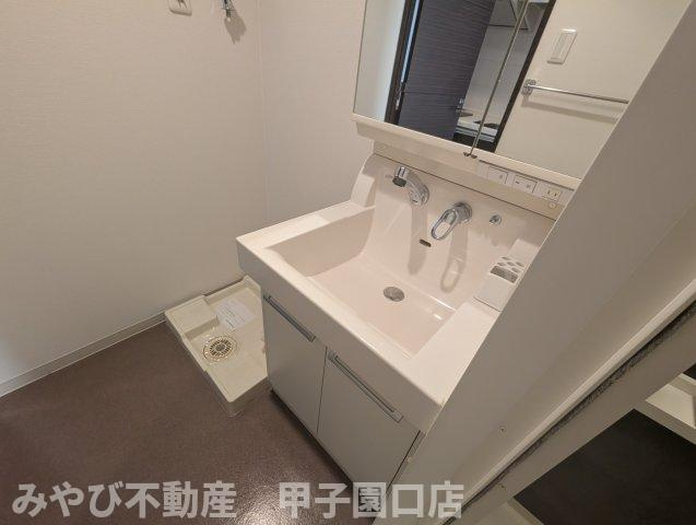 アーバングリーン甲子園の洗面所