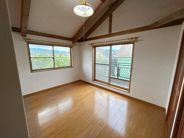 仲介手数料不要　カチタス大津町美咲野1丁目　建物60坪5SLDK角地【美咲野小・大津北中】の洋室|2階南東洋室：朝日が入る
