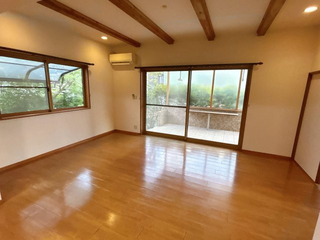 仲介手数料不要　カチタス大津町美咲野1丁目　建物60坪5SLDK角地【美咲野小・大津北中】のキッチン|キッチン：L型・人工大理石天板（クリーニング済）