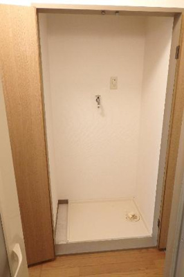 【その他】 | クローバーハイツ | 洗濯機置場