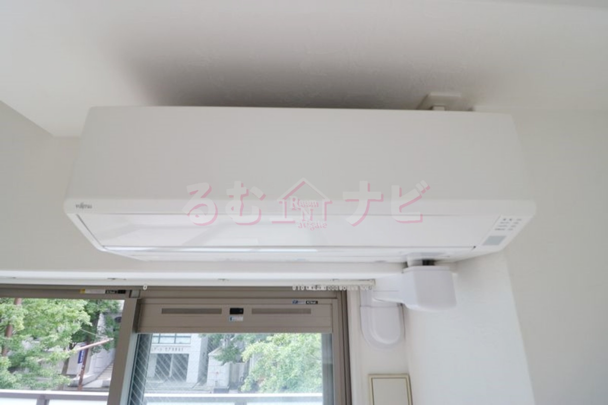福岡市南区高宮１丁目の賃貸マンションのエントランス
