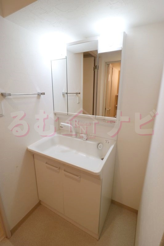 福岡市南区高宮１丁目の賃貸マンションの洗面所