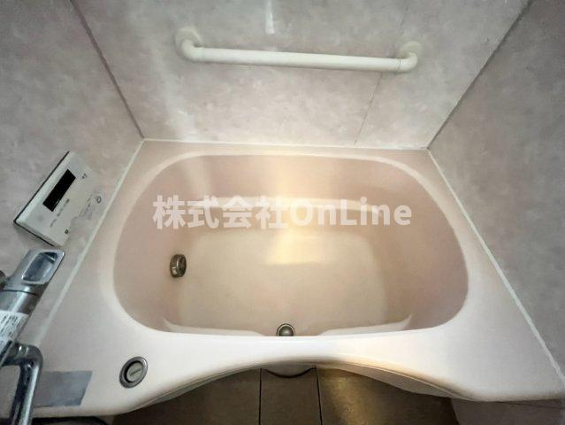 若江本町3丁目テラスハウスの浴室