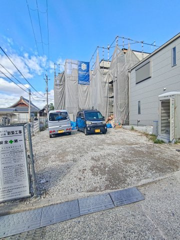 茨木市島2丁目ノース新築の駐車場
