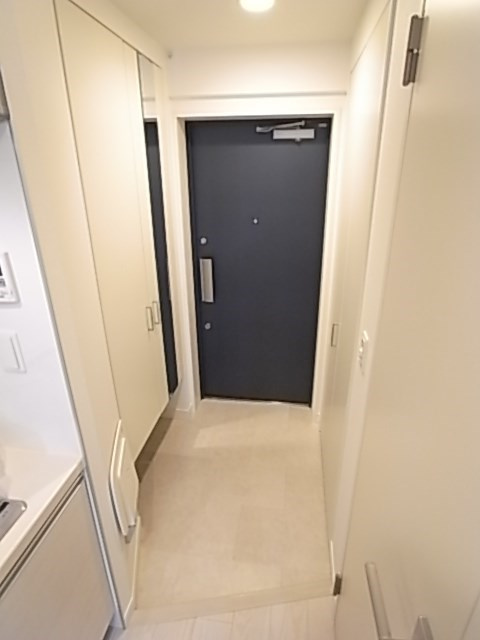 シャーメゾン神戸の玄関