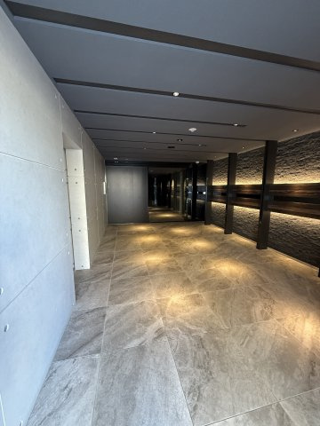 S-RESIDENCE難波大国町Deuxのロビー