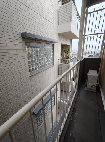 グランディア護国神社前のバルコニー