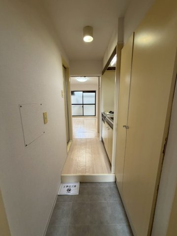 ダンディライオン御影の玄関