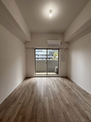 エスリード難波AGREAの寝室