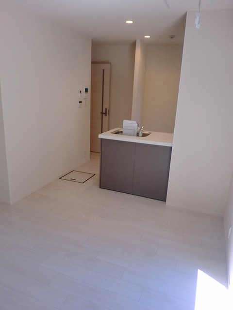 リベルテ中目黒の居間・リビング|★白を基調とした明るいお部屋です★