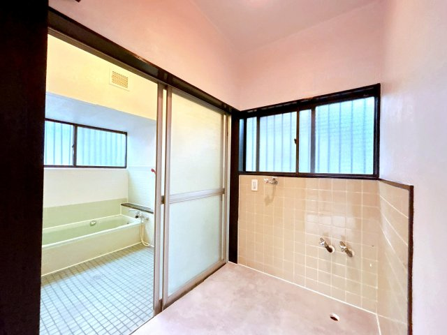 仲介手数料不要　カチタス菊池市泗水町永　549万円平屋3DK【泗水小・泗水中】の独立洗面台|脱衣所