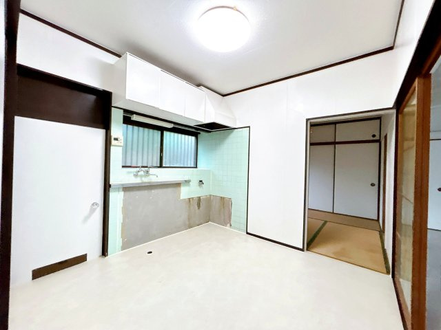 仲介手数料不要　カチタス菊池市泗水町永　549万円平屋3DK【泗水小・泗水中】の居間・リビング|DK約4.5帖