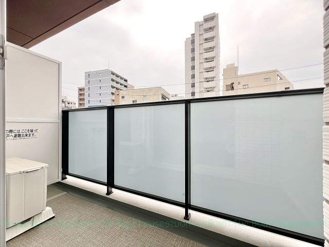 ディアレイシャス東別院Ⅲのバルコニー