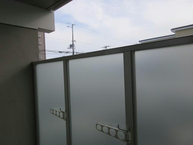 ⅠXVⅠ（アンセーズ）のバルコニー