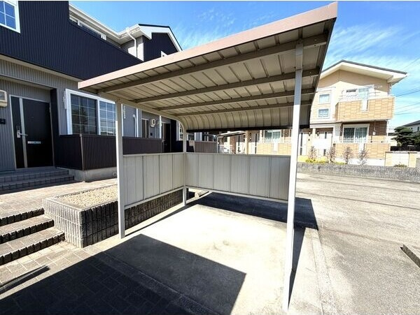 パークコート沢渡　　刈谷市近郊の賃貸はクラスホーム刈谷店の駐車場