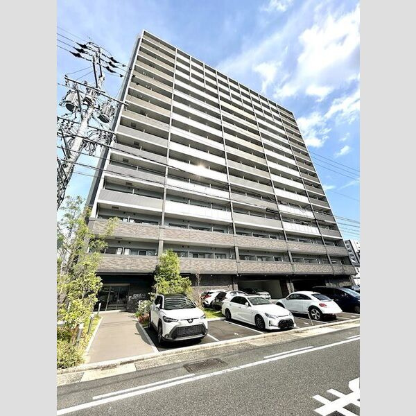 エスリード今池ルミナスの外観