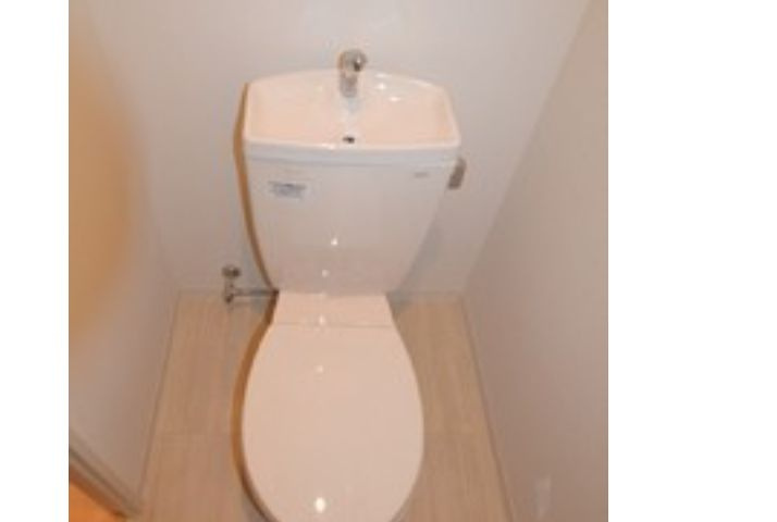 ラヴィ クレールのトイレ|清潔感のあるトイレです