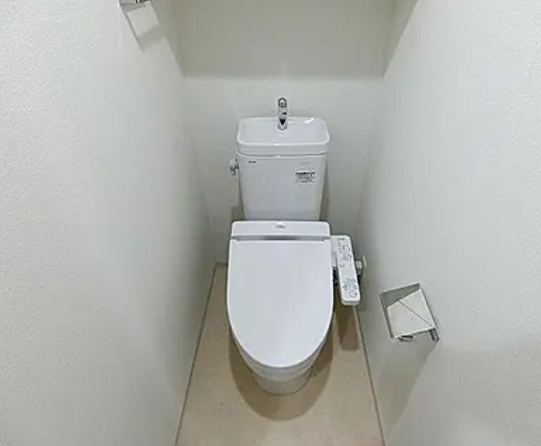 足立区綾瀬１丁目の賃貸マンションのトイレ|トイレ