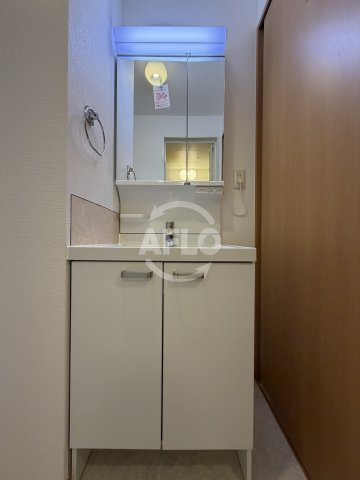 クレール豊里の独立洗面台|洗面台