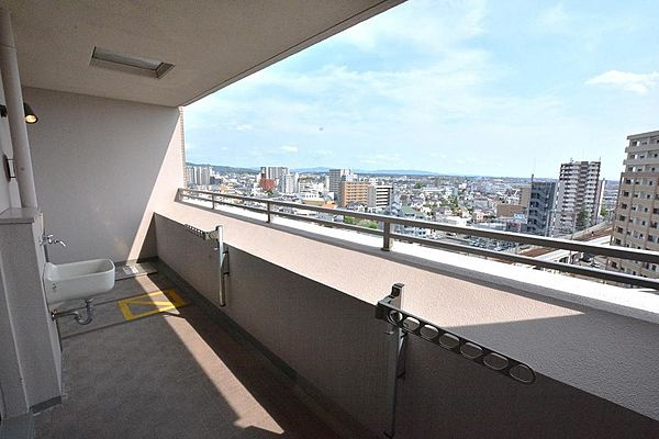 サンリヤン花畑Ⅰのバルコニー|バルコニー付きです