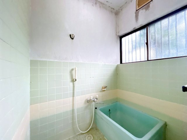 仲介手数料不要　カチタス菊池市泗水町永　749万円角地4DK【泗水東小・泗水中】の浴室|浴室