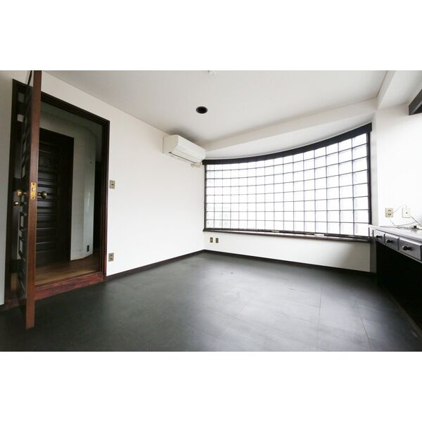 HOUSE TRIPLEの設備