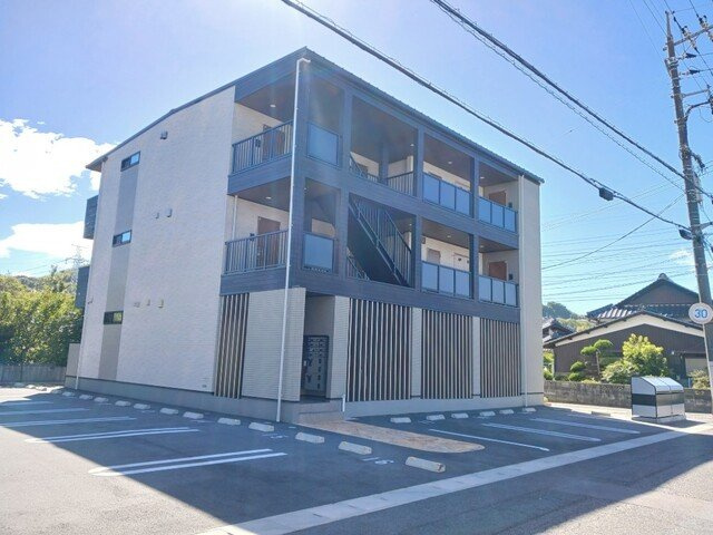フィオーレ降松Ｙの外観|落ち着いた雰囲気の外観です