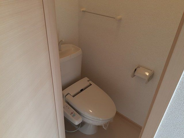 ピアッツア－レ　Ⅱのトイレ