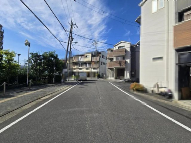 常称寺町　中古一戸建ての前面道路含む現地写真|■物件内覧・資金計画相談・住宅ローン相談、リフォーム相談、お問合せ受付中■
※当日・翌日のご内覧、ご相談はお電話でのお問合せがスムーズです！
