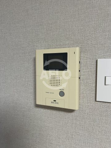 フロンティアテラス江坂(旧サムティ江坂JuReve)のセキュリティ|モニター付きインターホン